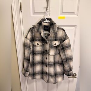 Women’s Bagatelle Collection Button Down Flannel Shacket (Shirt Jacket)